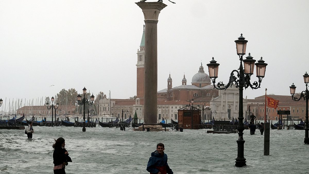 VİDEO | İtalya'da şiddetli yağmur: Venedik su altında kaldı
