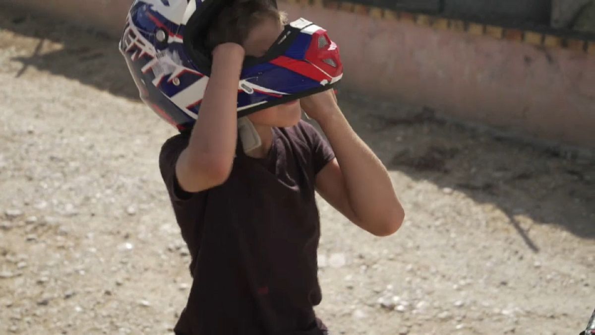 Mistério das crianças sem braços agrava-se e França abre investigação