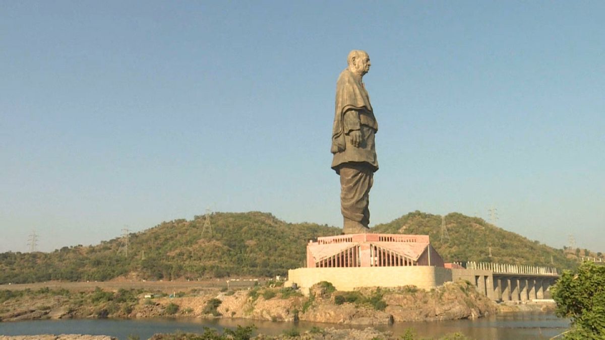 India unveils the tallest statue in the world