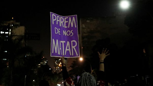 Tüntetés az új brazil elnök ellen Tüntetés az új brazil elnök ellen