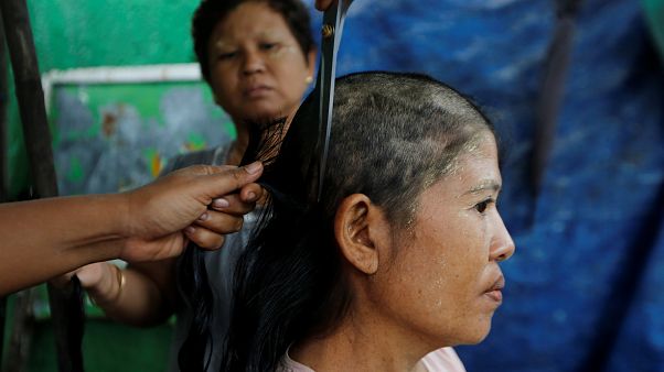 Myanmar'a yılda 6 milyon dolar kazandıran sektör: Gerçek Burma saçı Myanmar'a yılda 6 milyon dolar kazandıran sektör: Gerçek Burma saçı