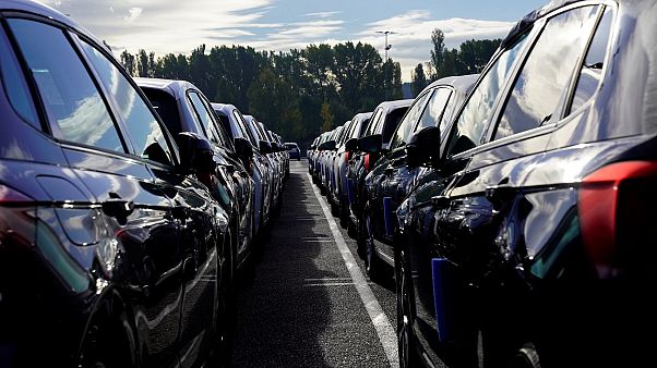 Miles de consumidores alemanes demandan a Volkswagen Miles de consumidores alemanes demandan a Volkswagen