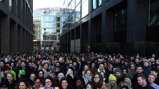 Világszerte tiltakoztak a Google dolgozói