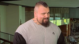 Strongman Eddie Hall recalls 500kg deadlift: “I woke up in a massive pool of blood”