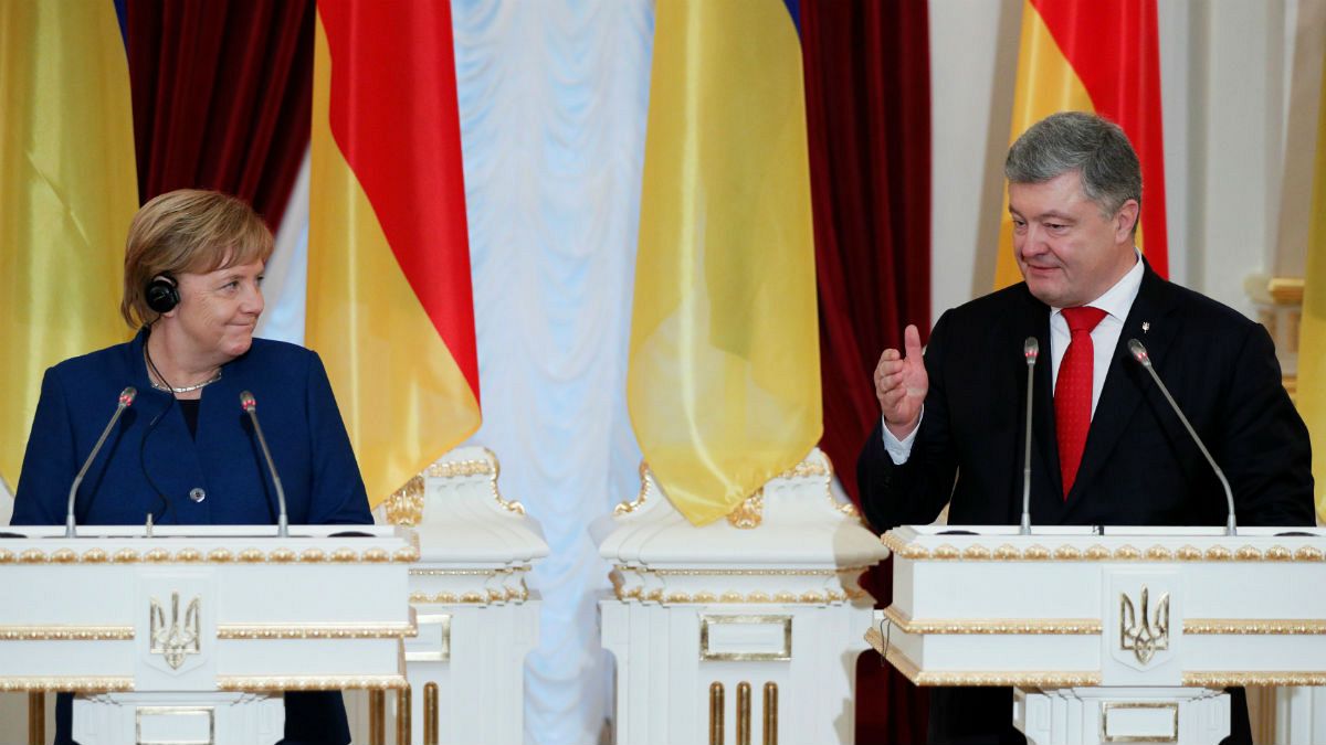 Merkel: visita-lampo in Ucraina