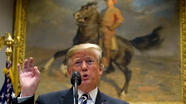 Trump in guerra contro i migranti per vincere le elezioni Trump in guerra contro i migranti per vincere le elezioni