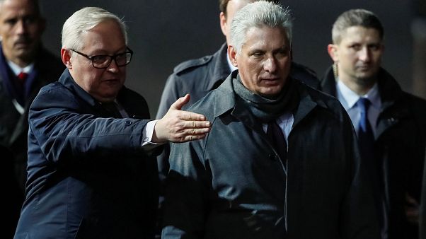 Σε Ρωσία και Κίνα «κλείνει το μάτι» η Κούβα Σε Ρωσία και Κίνα «κλείνει το μάτι» η Κούβα