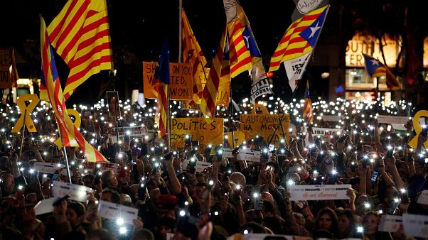 Catalogne : jusqu'à 25 ans de prison requis contre les chefs indépendantistes Catalogne : jusqu'à 25 ans de prison requis contre les chefs indépendantistes