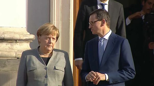 Im Schatten von Reparationsforderungen: Deutsch-polnische Regierungskonsultationen Im Schatten von Reparationsforderungen: Deutsch-polnische Regierungskonsultationen
