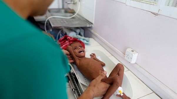 La ONU insta a lograr la paz en Yemen, un país "al borde del precipicio" La ONU insta a lograr la paz en Yemen, un país "al borde del precipicio"