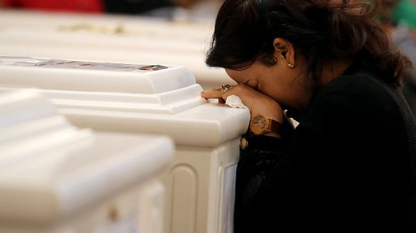 Familiar de vítimas de ataque do Daesh no Egito Familiar de vítimas de ataque do Daesh no Egito