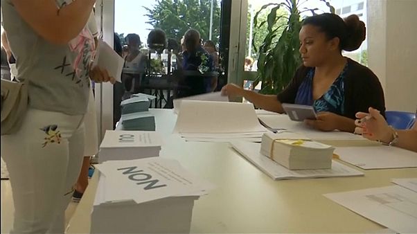 Klares Nein: Neukaledonien bleibt bei Frankreich Klares Nein: Neukaledonien bleibt bei Frankreich