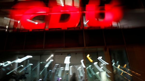 Γερμανία: Δώδεκα «δελφίνοι» για τον «θρόνο» Μέρκελ Γερμανία: Δώδεκα «δελφίνοι» για τον «θρόνο» Μέρκελ