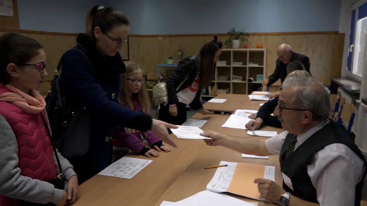 Πολωνία: Τα μικρότερα ρυθμιστής στις τοπικές εκλογές
