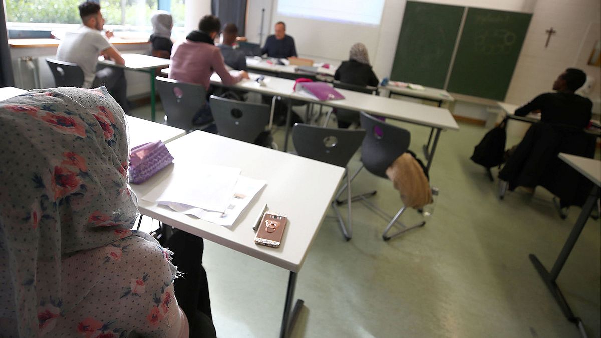 Iszlámórákat tartanak a német állami iskolákban