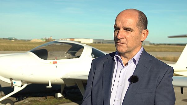 Τόμας Χέρελε: Ο επικεφαλής της Ακαδημίας Αεροπορίας της Αυστρίας Τόμας Χέρελε: Ο επικεφαλής της Ακαδημίας Αεροπορίας της Αυστρίας