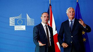 Brexit: Michel Barnier e Dominic Raab riaprono le trattative a Bruxelles
