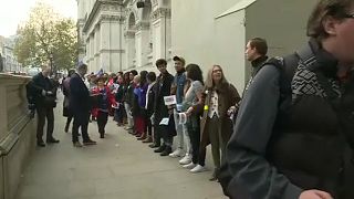 Cadena humana en defensa de los derechos de los ciudadanos afectados por el brexit