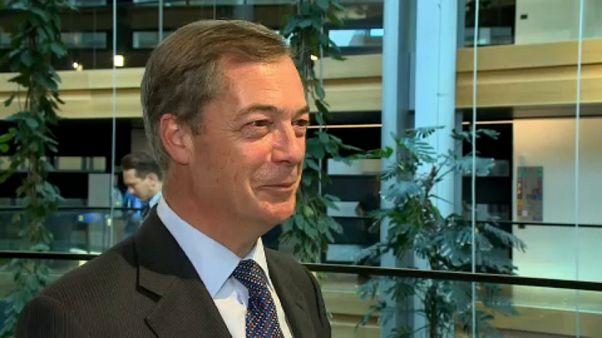 Nigel Faragel: Hay países que han logrado mejores acuerdos comerciales que los de la Unión Europea Nigel Faragel: Hay países que han logrado mejores acuerdos comerciales que los de la Unión Europea