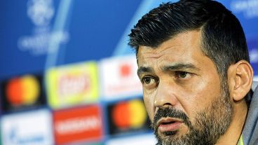 Sérgio Conceição na conferência de imprensa de antevisão com o Lokomotiv
