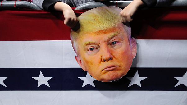 Umstrittenes Video: TV-Sender und Facebook sperren Trump Werbung wegen Rassismus Umstrittenes Video: TV-Sender und Facebook sperren Trump Werbung wegen Rassismus