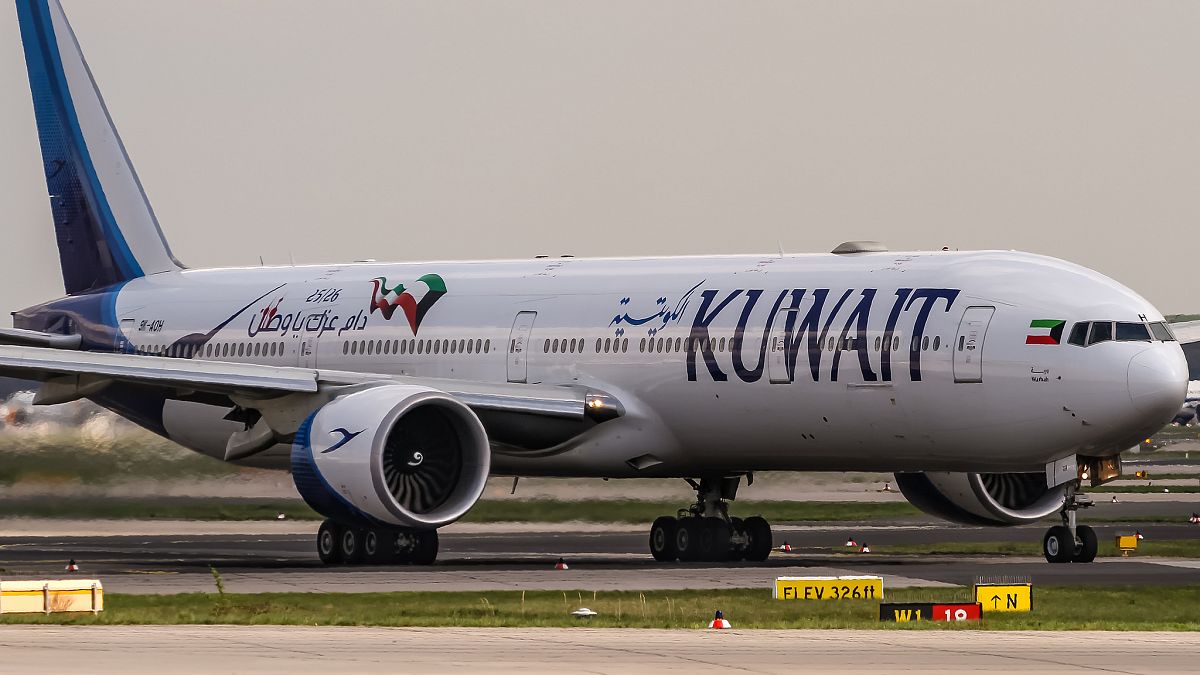 Kuwait Airways Boeing 777-369(ER) 