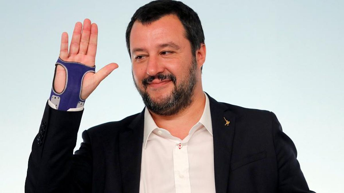 Instagramon szakított barátnője Matteo Salvinivel