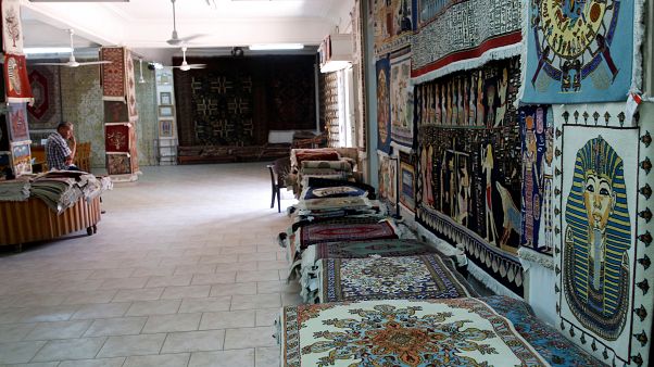 السياحة المصرية تتعافى.. وقريبا متحف يعرض 100 ألف قطعة أثرية السياحة المصرية تتعافى.. وقريبا متحف يعرض 100 ألف قطعة أثرية