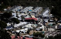 Μεταφορά 800 προσφύγων από τα νησιά στην ενδοχώρα