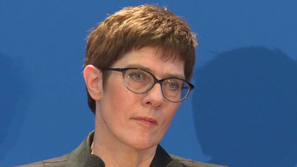 CDU: Kramp-Karrenbauer will „neues Kapitel“