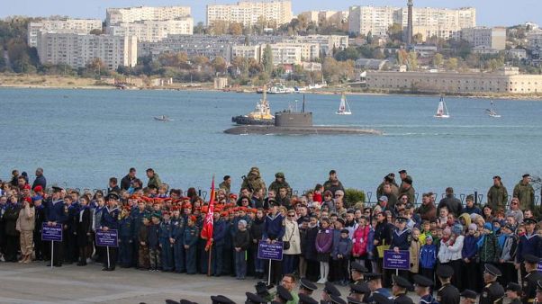 Украина будет сажать россиян за поездки в Крым Украина будет сажать россиян за поездки в Крым