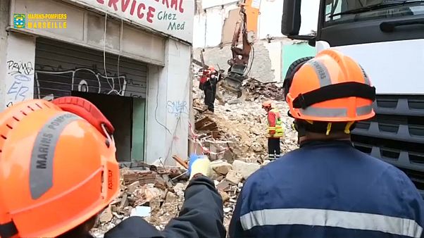 Число погибших в Марселе выросло до 6 Число погибших в Марселе выросло до 6