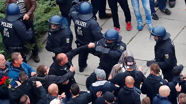 Zu viele Muslime? Fast 1 von 3 Deutschen ist ausländerfeindlich Zu viele Muslime? Fast 1 von 3 Deutschen ist ausländerfeindlich