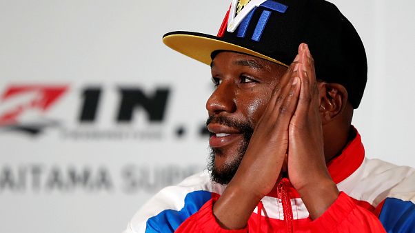 Efsane boksör Mayweather'dan geri adım: Japon kickboksçuyla dövüşmekten çekildi Efsane boksör Mayweather'dan geri adım: Japon kickboksçuyla dövüşmekten çekildi