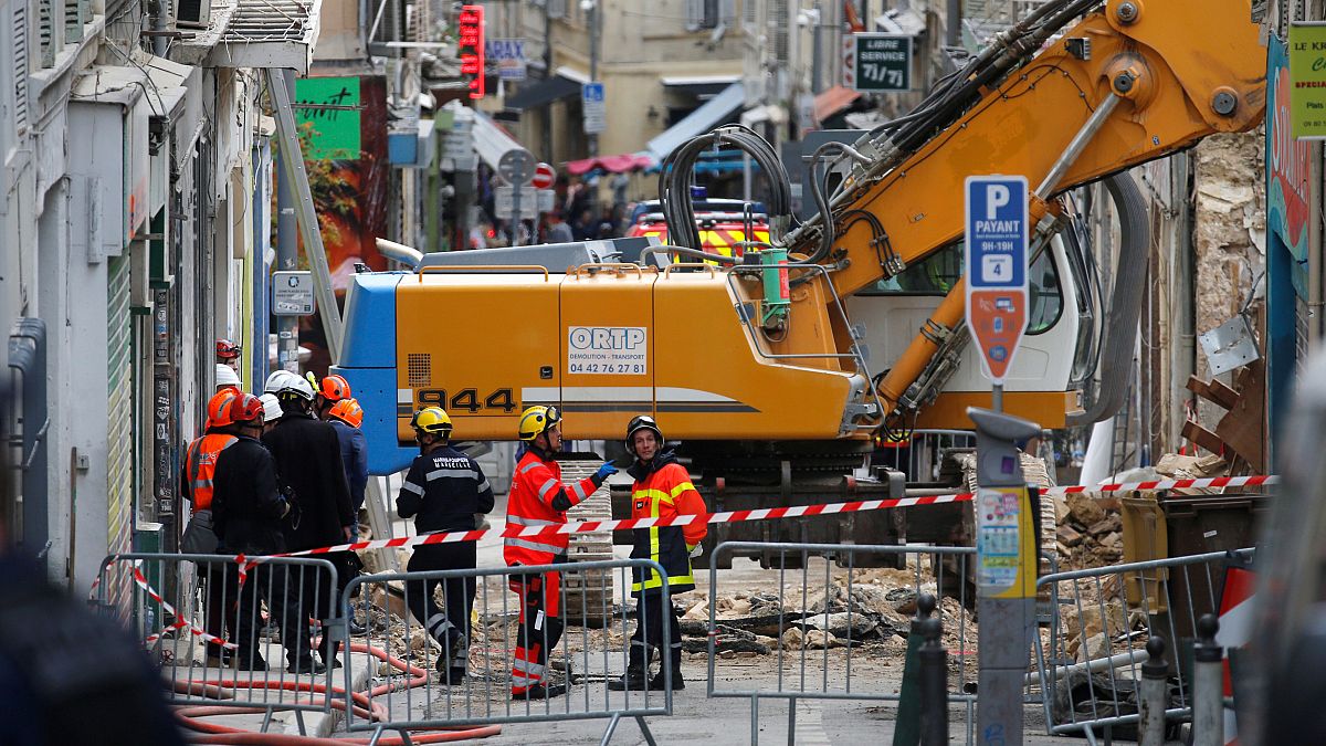 Sechs Tote nach Häusereinsturz in Marseille aus Trümmern geborgen