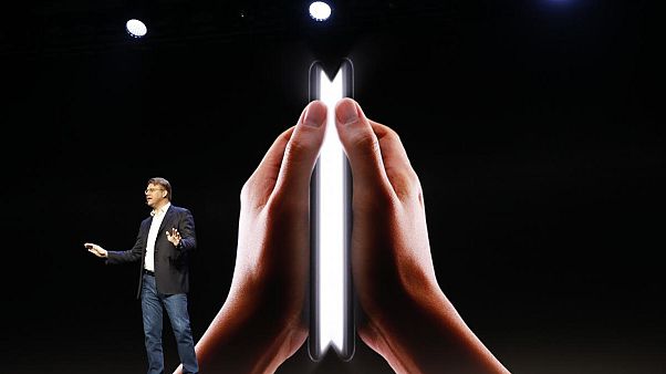 Samsung yeni modelini tanıttı: Katlanan ekran iki kat büyüyor Samsung yeni modelini tanıttı: Katlanan ekran iki kat büyüyor