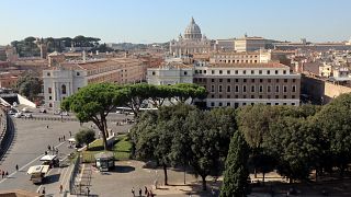 Ιταλία: Η Εκκλησία πρέπει να πληρώνει φόρους στα εμπορικά ακίνητα της