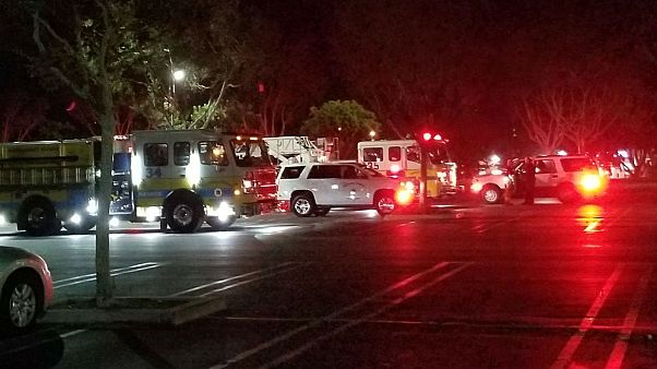 Au moins 11 morts dans une fusillade en Californie Au moins 11 morts dans une fusillade en Californie