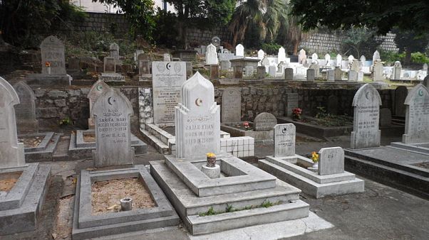 Yüzde 99,2'lik DNA testiyle öldü denilen Kazak iki ay sonra evine döndü Yüzde 99,2'lik DNA testiyle öldü denilen Kazak iki ay sonra evine döndü