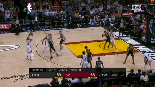NBA: Miami batte San Antonio 95-88 NBA: Miami batte San Antonio 95-88