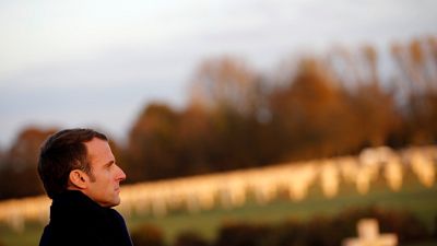 Macron rend hommage aux Poilus à Notre-Dame-de-Lorette