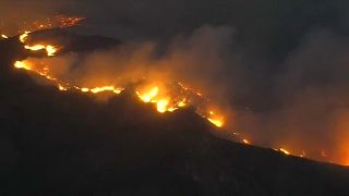Ezreket telepítenek ki a tűz elől Észak-Kaliforniában