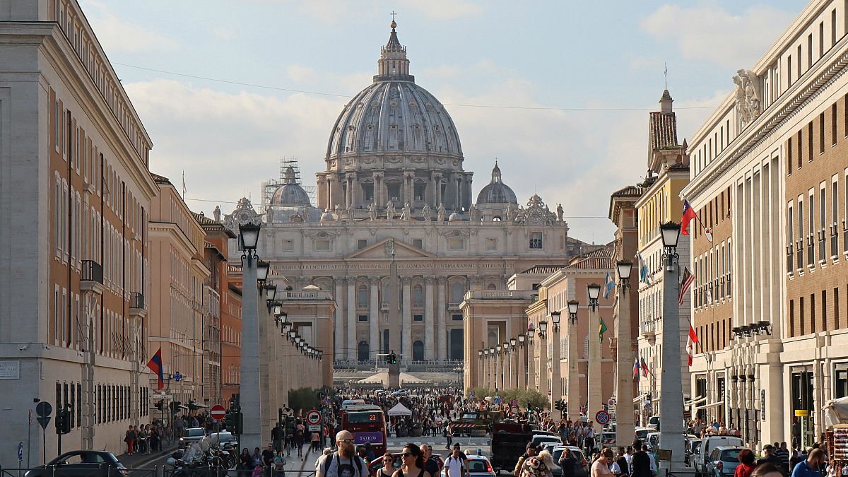 Avrupa Birliği Vatikan'dan vergi istedi