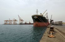 Yémen : les loyalistes avancent vers le port d'Hodeida