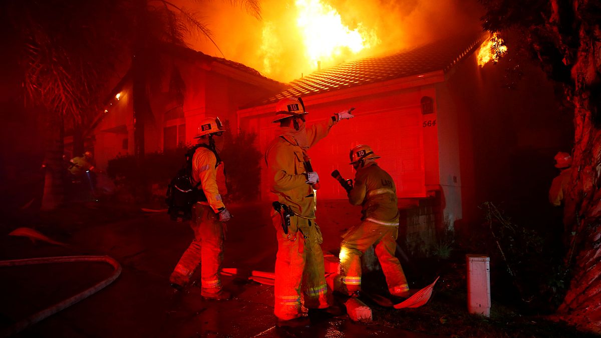  VİDEO | Kaliforniya tarihinin en yıkıcı yangını: Bilanço en az 23'e yükseldi