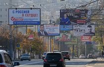 Донецк и Луганск готовятся к выборам, Киев протестует
