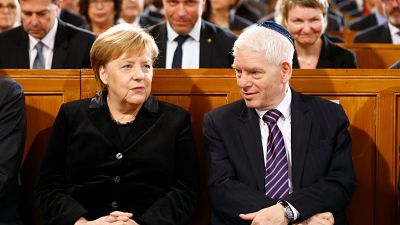 Merkel és Kurz is kiállt az antiszemitizmus ellen