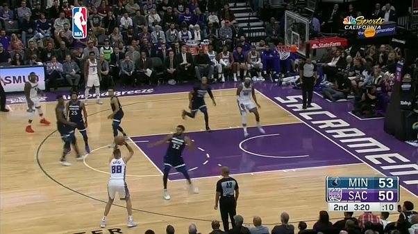 NBA: Sacramento sconfigge Minnesota 121-110 NBA: Sacramento sconfigge Minnesota 121-110