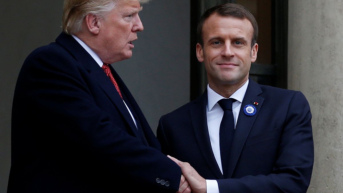 Virales Foto: Wer hat den härteren Handschlag, Trump oder Macron?