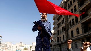 جنگ در خیابان‌های حدیده؛ پیشروی نیروهای دولتی یمن